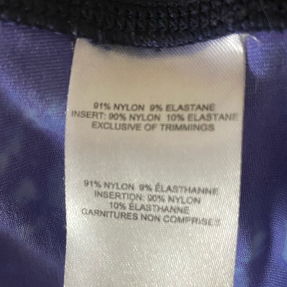 🎉 HOST PICK!!🎉🎊 Lolë, Blue Capris with Floral Prints, Size XS - Picture 8 of 8